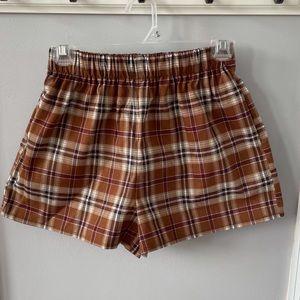plaid shorts